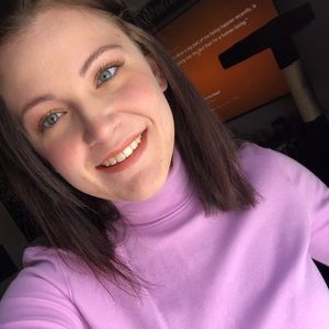 Meet your Posher, Leslie